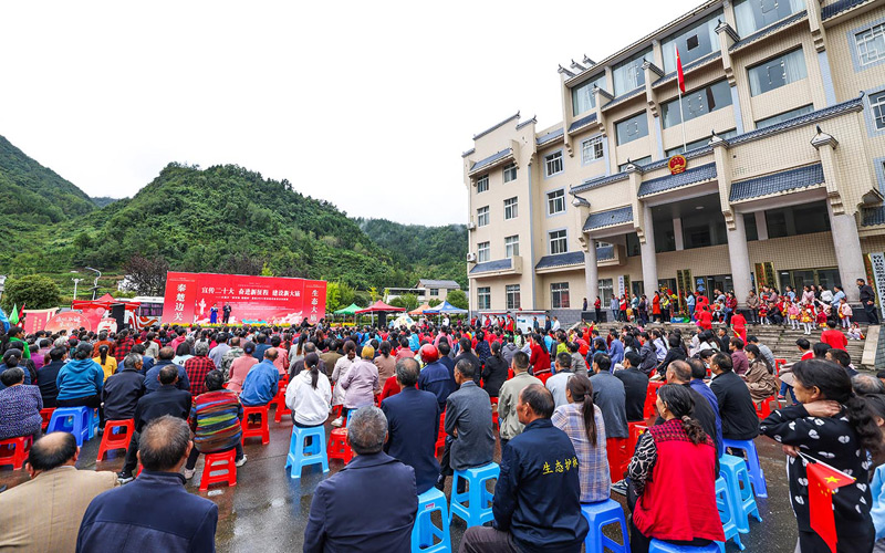 湖北竹山舉辦“慶中秋 迎國慶”文藝文化活動(dòng)